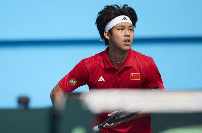 意昂体育app-决胜盘落后顽强逆转！奇纳四进挑战赛决赛终夺冠，迎生涯新突破|网球选手|黄泽林|李喆|周意|选手_新浪体育_新浪新闻